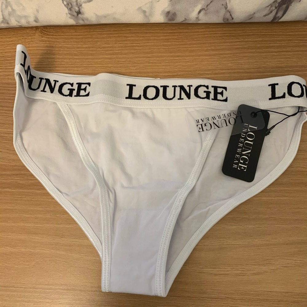 (NWT) Lounge underwear white size S
